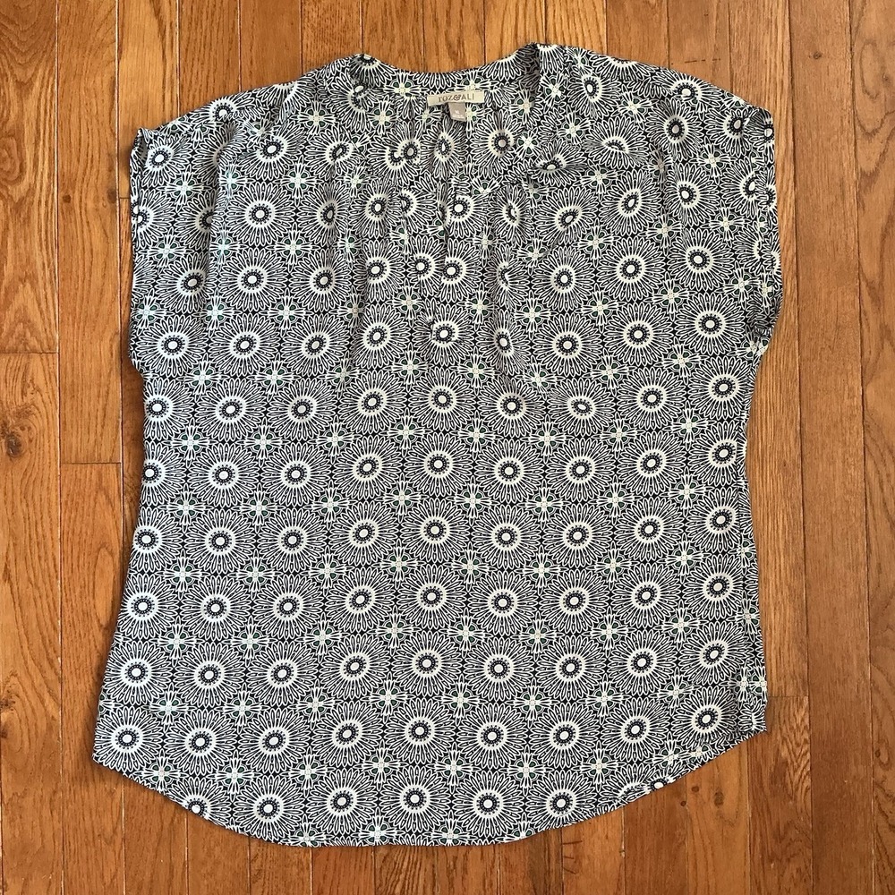 Roz & Ali Womens Top Multi Color Navy Blue  Short Sleeve Pattern V Neck XL